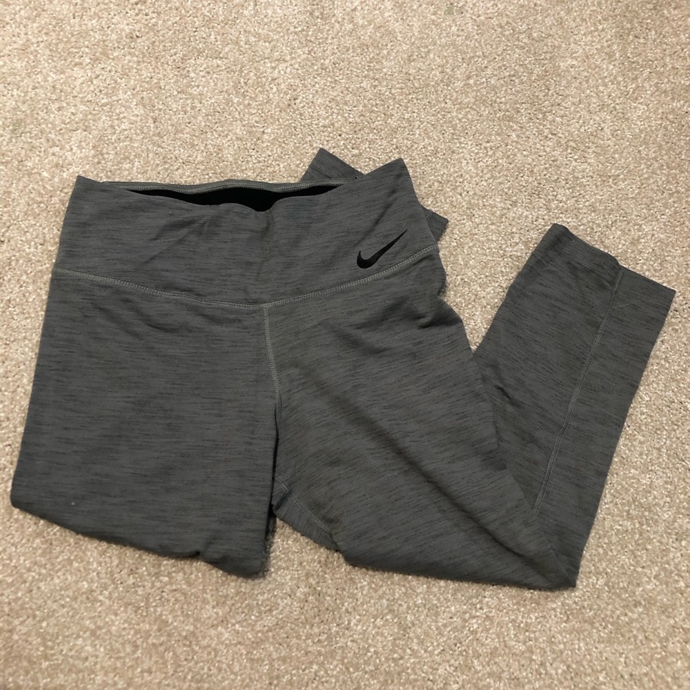 Nike Dri Fit Capri Leggings